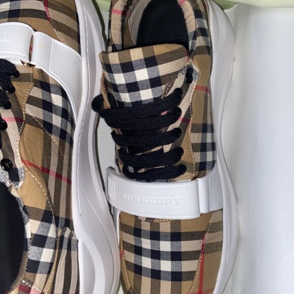 BURBERRY THOMPSON CHECK ESPADRILLES/ SNEAKERS - Picture 2 of 5